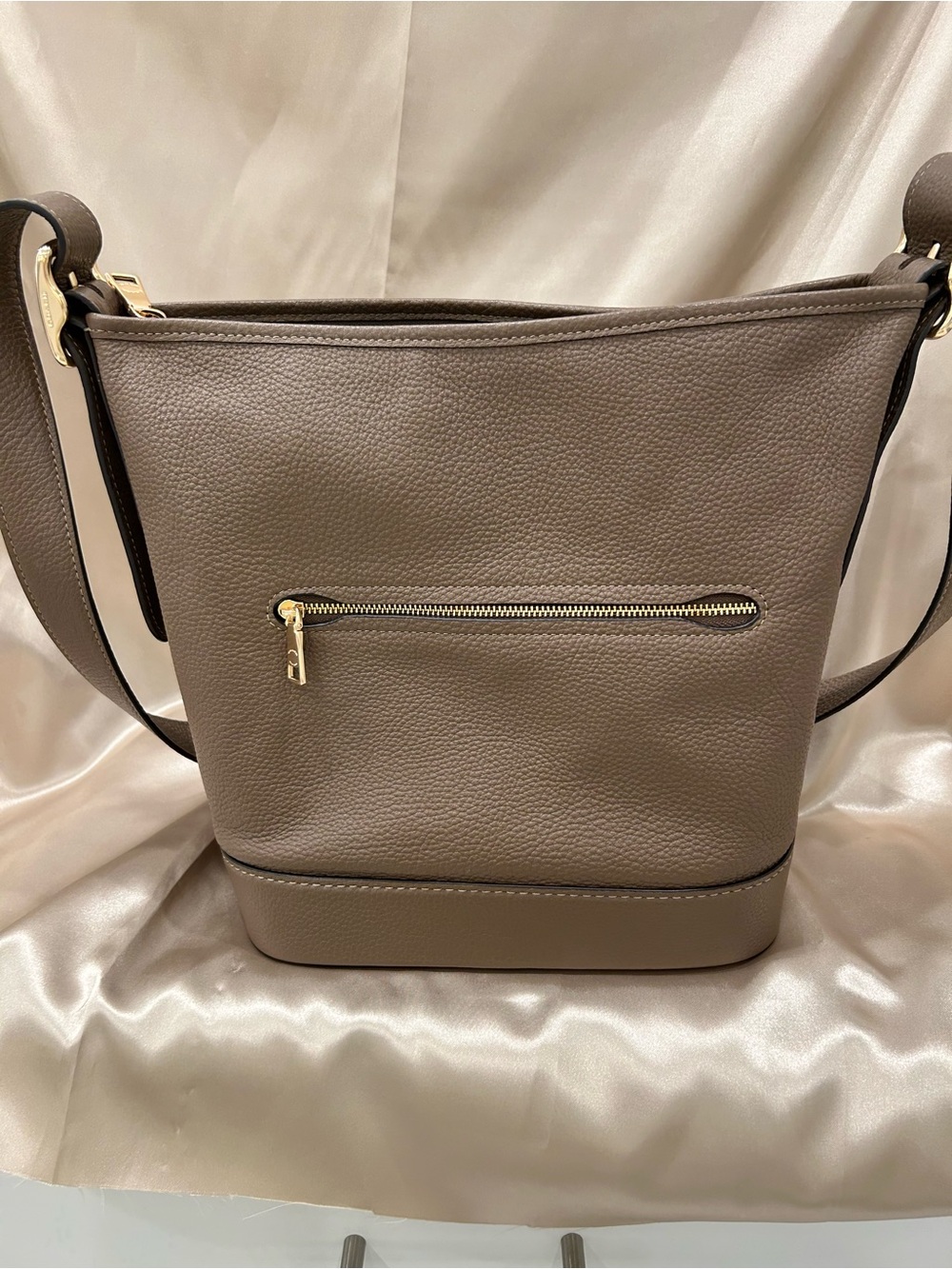 Coach Leather Shoulder Bucket Bag with Gold Logo Dark Stone - Picture 2 of 10